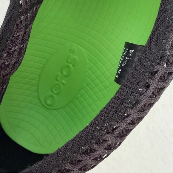 OOFOS OOmega Chukka Size 9.5 Sneaker Black Mesh Recovery Comfort Shoe EUC - Picture 13 of 14